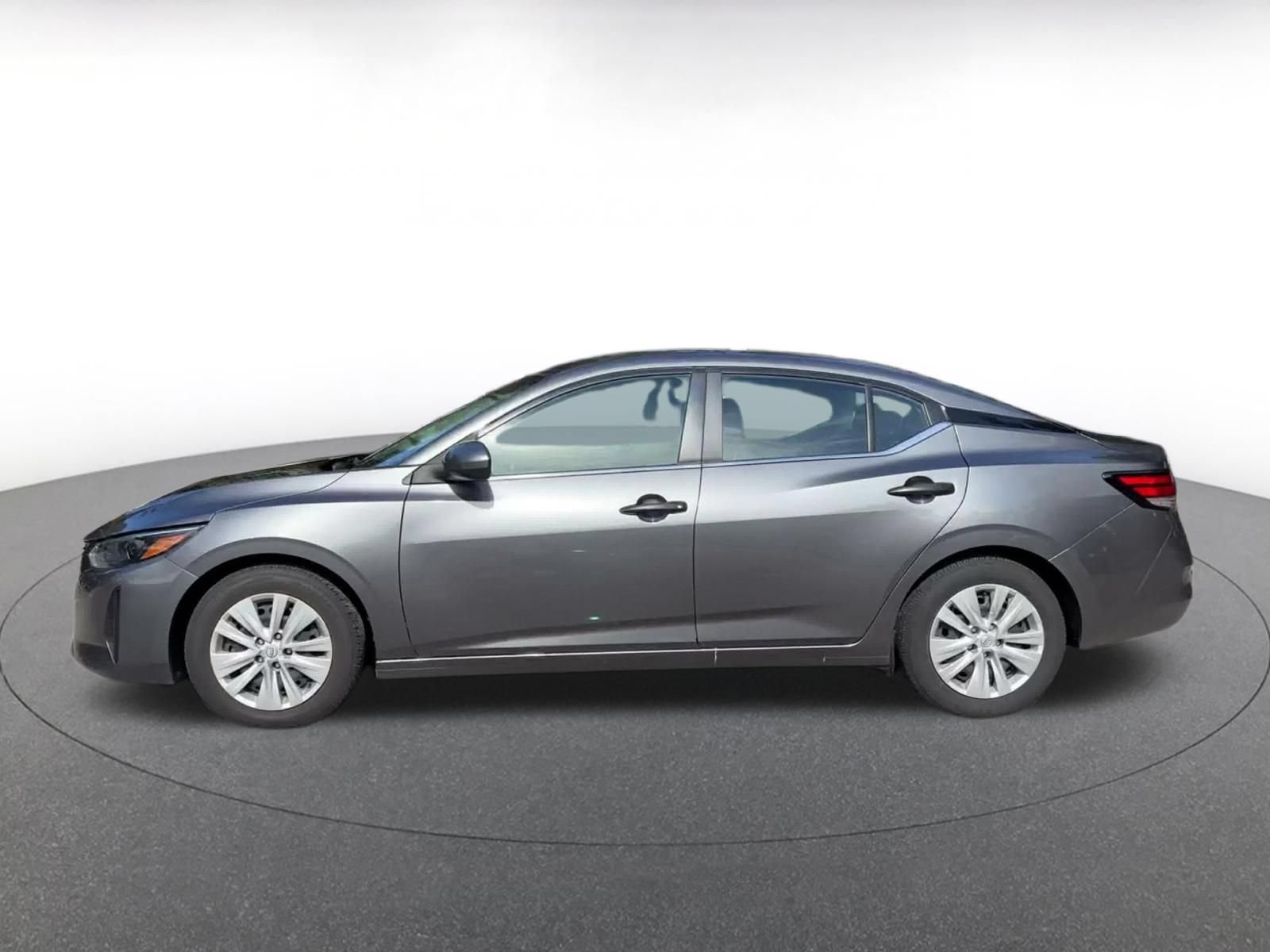 Used 2025 Nissan Sentra S FWD image 8