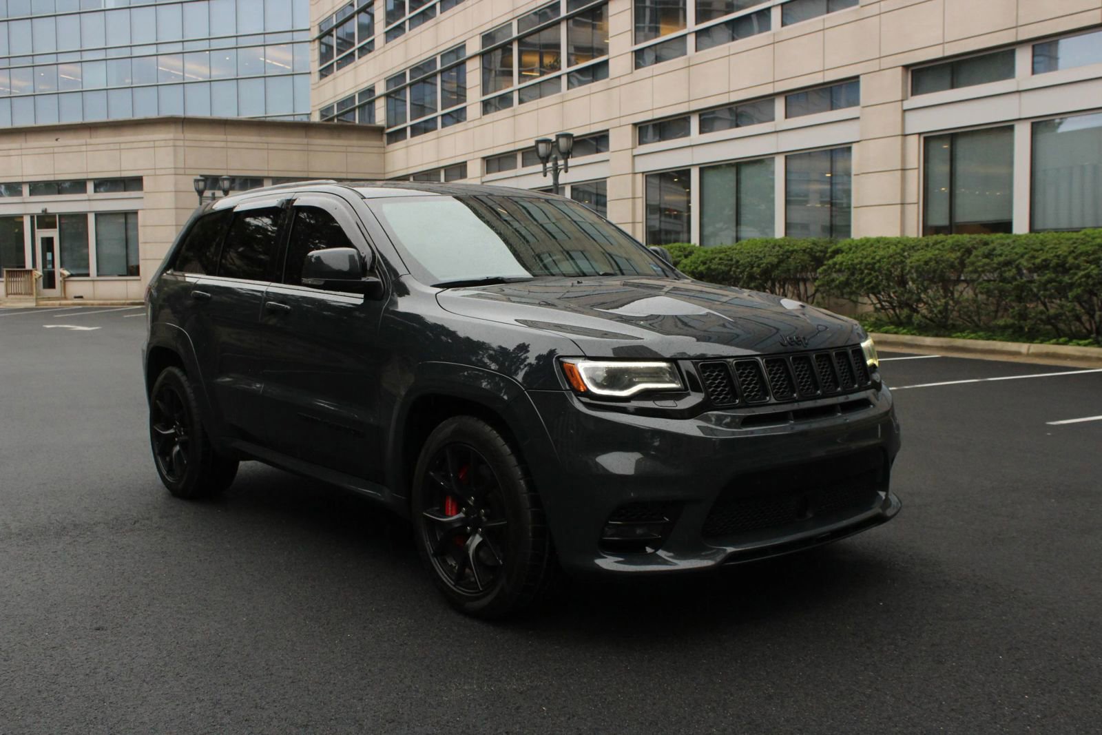 Used 2018 Jeep Grand Cherokee SRT AWD/4WD image 1
