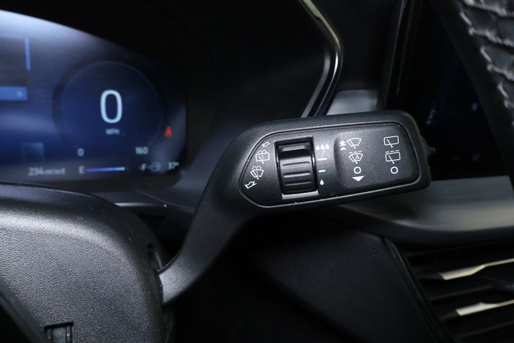 Used 2024 Ford Escape Platinum image 24