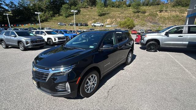 Used 2024 Chevrolet Equinox LT w/ Driver Convenience Package AWD/4WD image 8