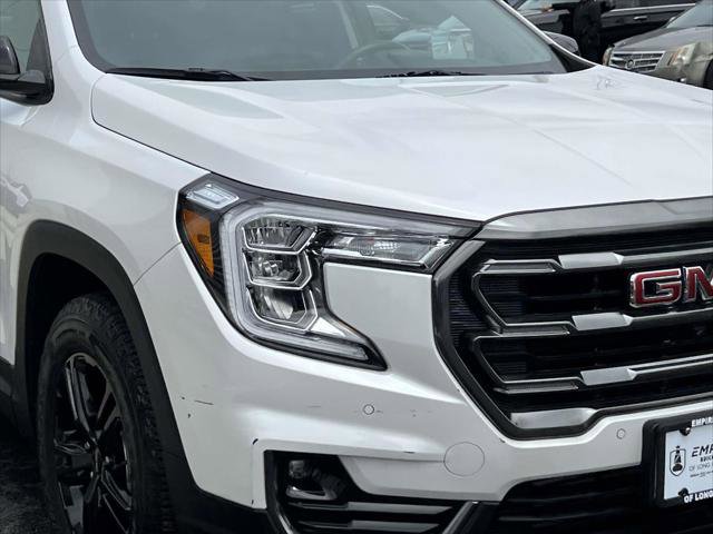 Used 2022 GMC Terrain AT4 w/ Infotainment Package II AWD/4WD image 12