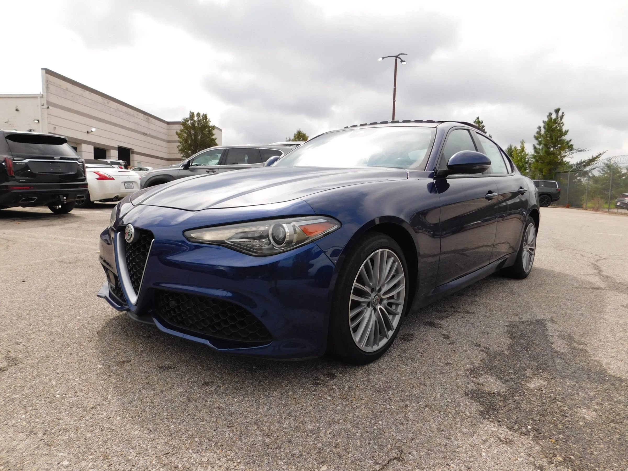 Used 2018 Alfa Romeo Giulia Ti Sport w/ Quick Order Package 22S Sport AWD/4WD image 4