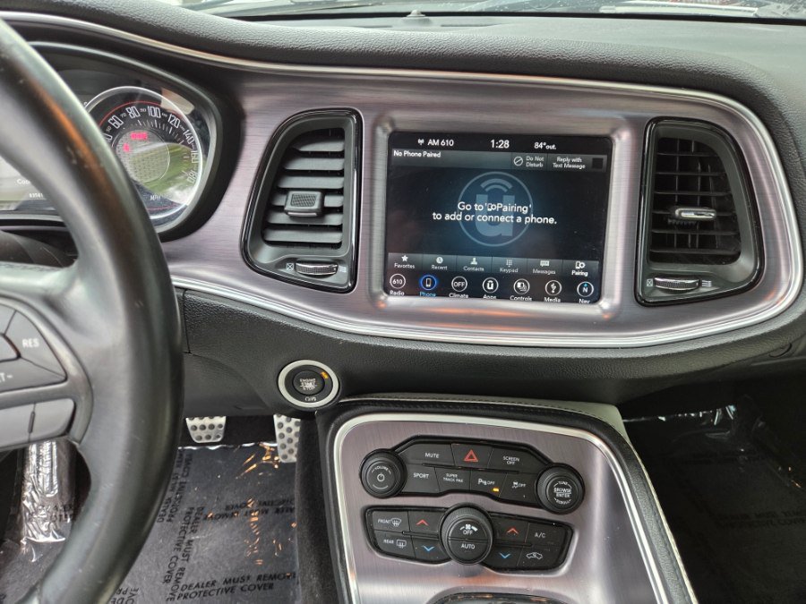Used 2017 Dodge Challenger R/T Scat Pack RWD image 12