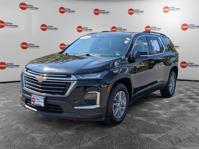 Used 2022 Chevrolet Traverse LT FWD image 1