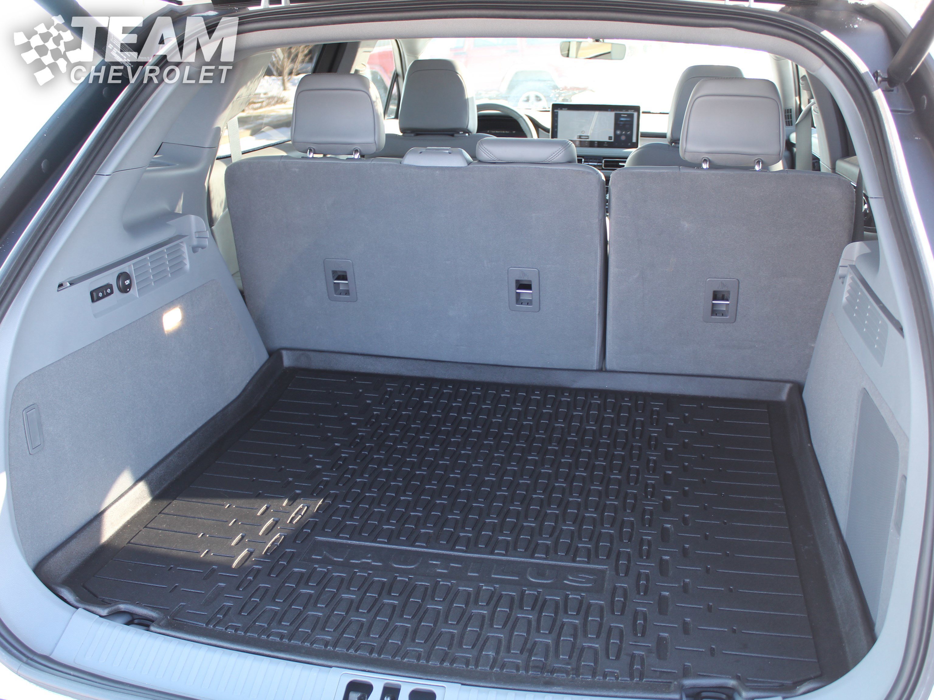 Used 2022 Lincoln Nautilus Reserve image 30