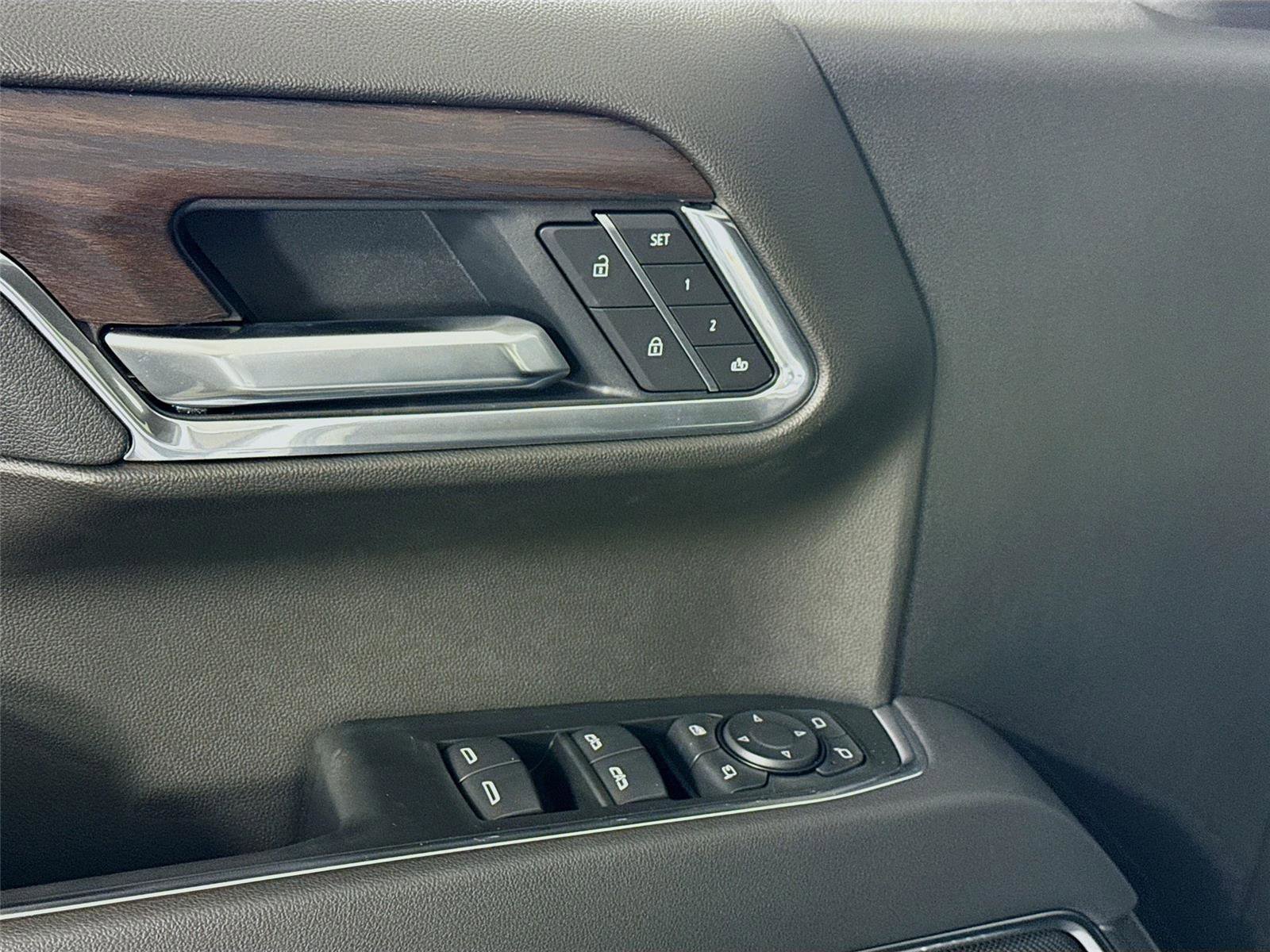 New 2026 GMC Sierra 1500 SLT w/ SLT Premium Plus Package image 13
