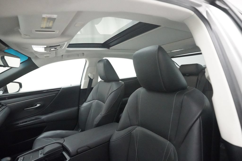 Used 2021 Lexus ES 350 w/ Accessory Package 2 FWD image 32