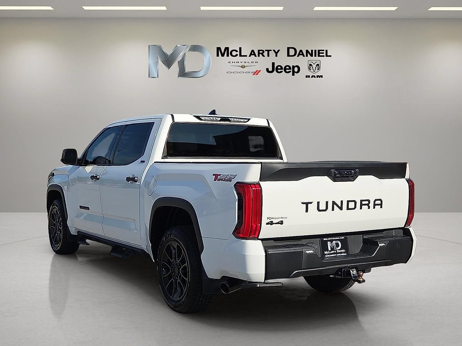 Used 2023 Toyota Tundra SR5 AWD/4WD image 4