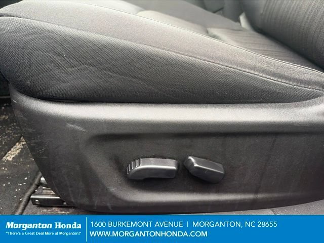 Used 2025 Nissan Altima 2.5 SV FWD image 13