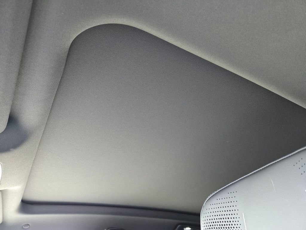 Certified 2024 Cadillac Lyriq Luxury image 9