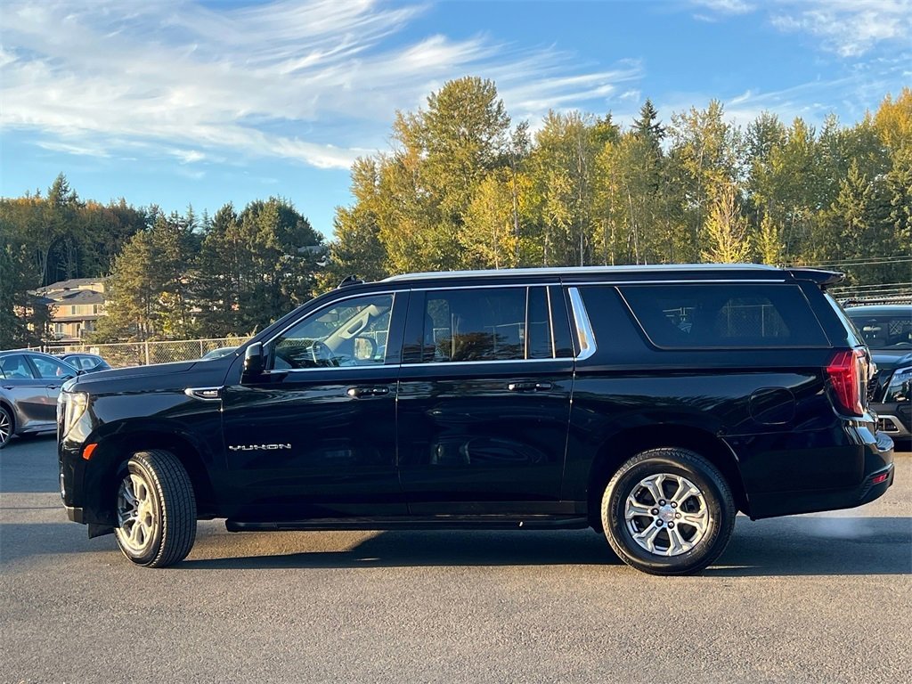 Used 2023 GMC Yukon XL SLE image 6