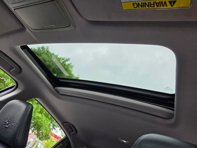 Used 2016 Honda Accord Touring image 8
