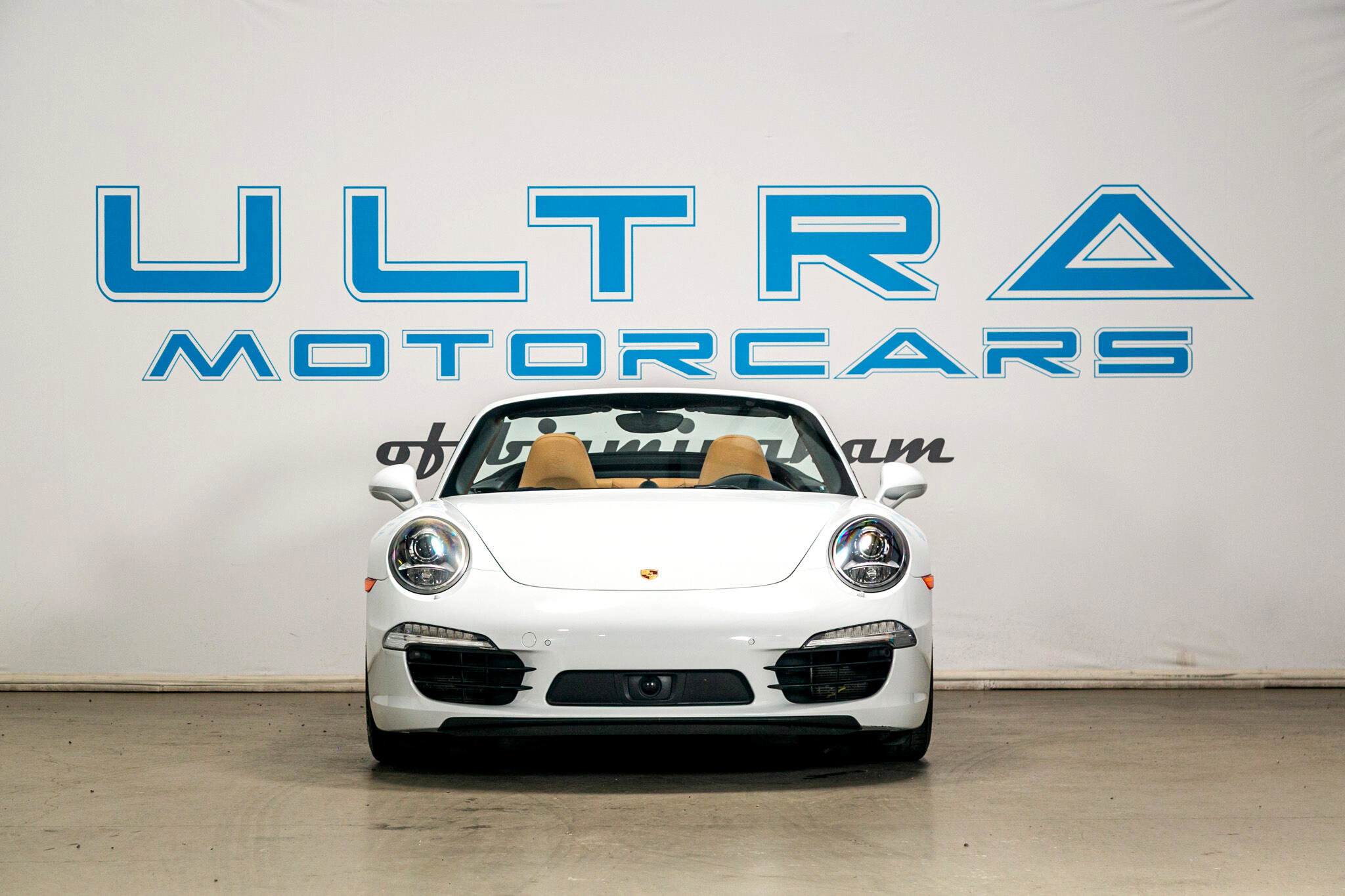Used 2015 Porsche 911 Carrera S image 11