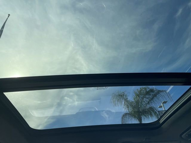 Used 2023 Chevrolet Suburban Z71 w/ Off-Road Capability Package image 19