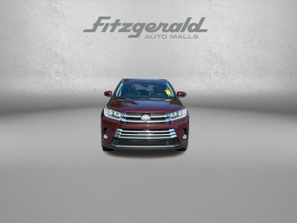 Used 2019 Toyota Highlander Limited Platinum AWD/4WD image 2