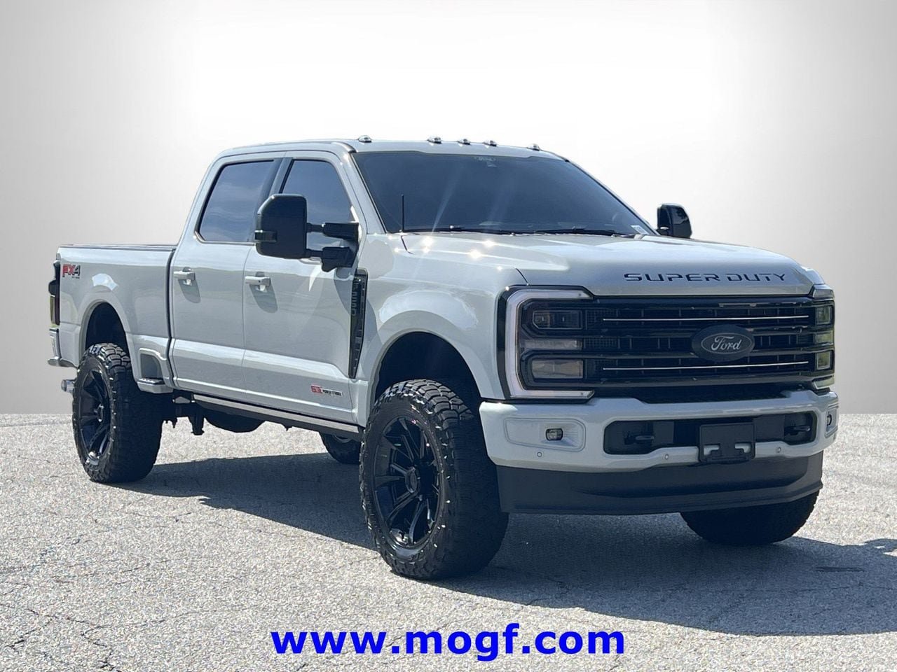 Used 2026 Ford F250 Platinum AWD/4WD image 4