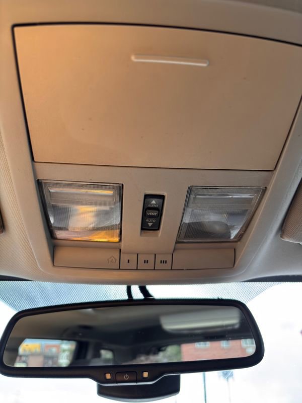 Used 2009 Jeep Grand Cherokee SRT8 w/ SRT Option Group II image 32