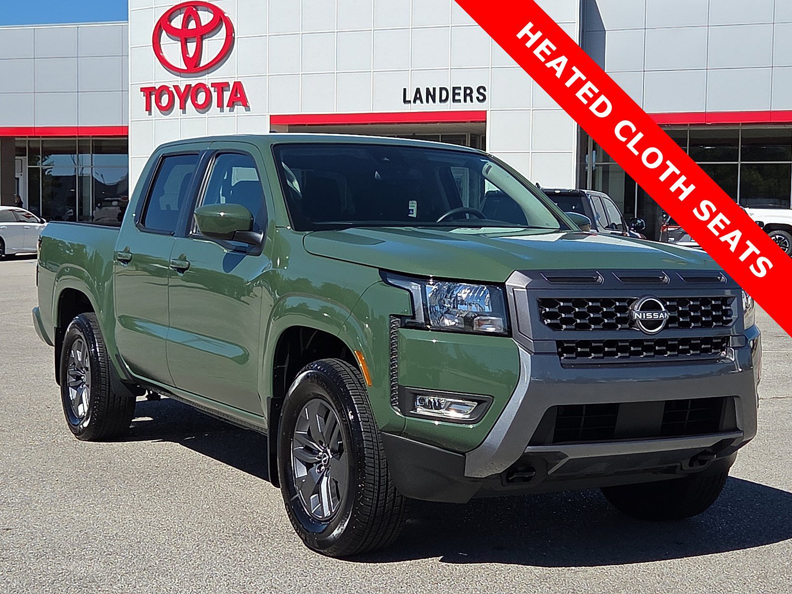 Used 2025 Nissan Frontier SV w/ SV Convenience Package