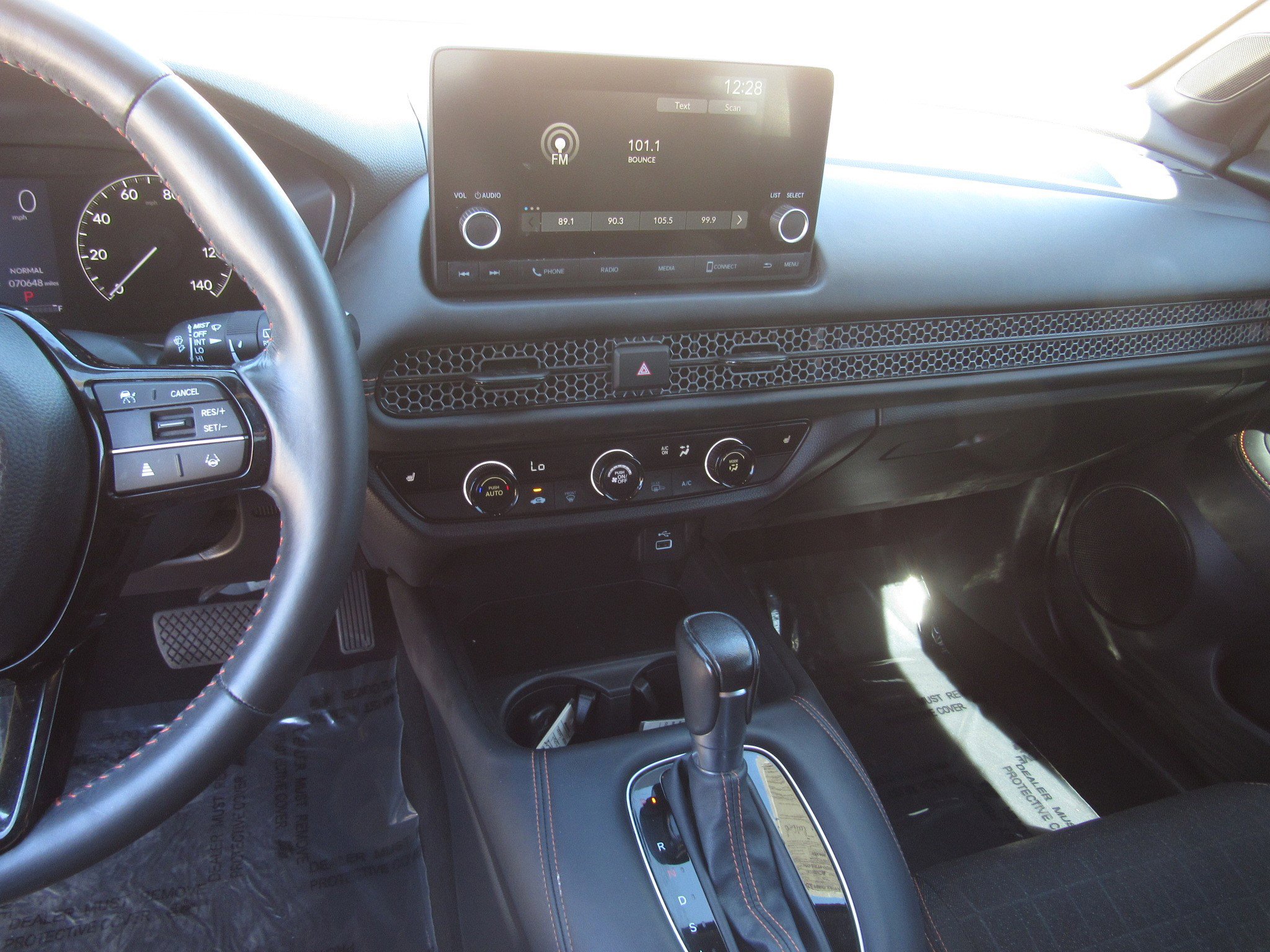 Used 2023 Honda HR-V Sport image 17