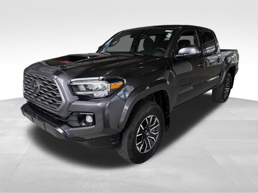 Used 2023 Toyota Tacoma TRD Sport w/ Advanced Technology Package image 3