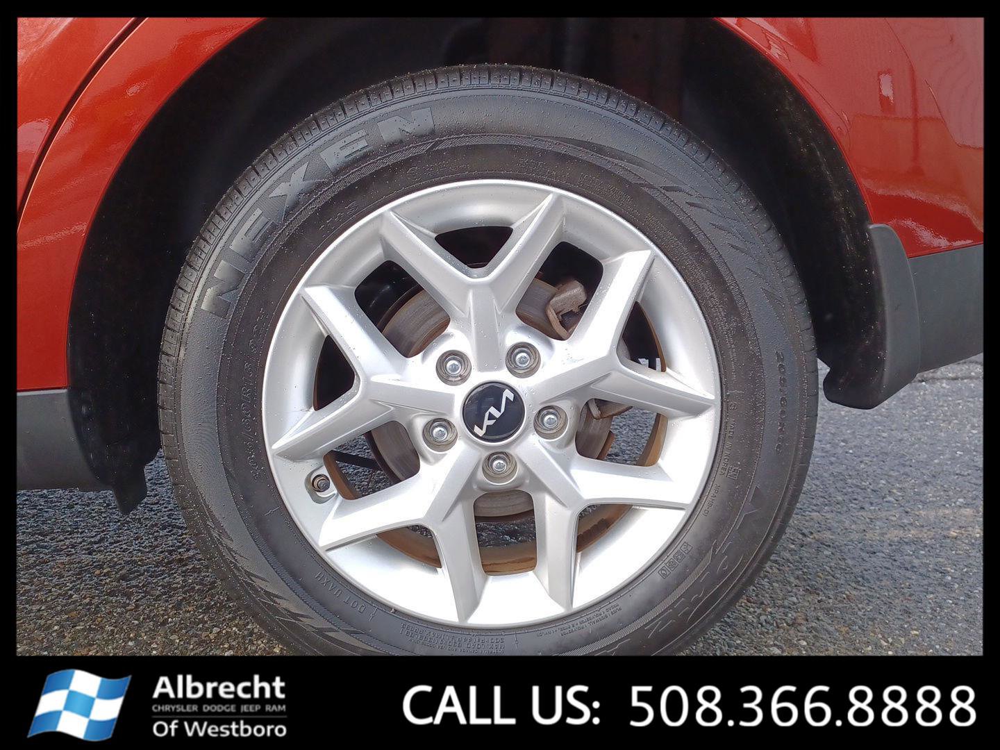 Used 2023 Kia Soul LX w/ LX Technology Package image 25