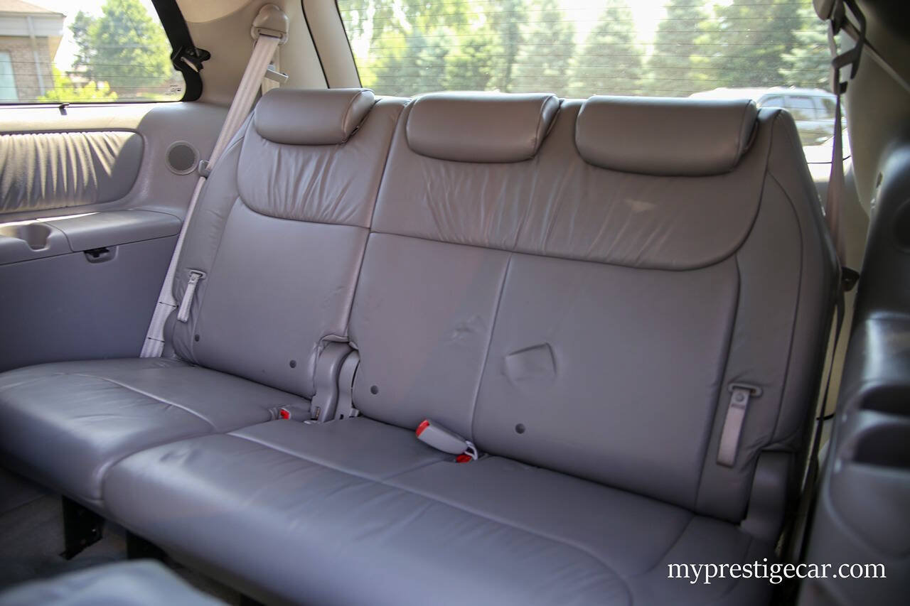 Used 2010 Toyota Sienna XLE Limited w/ XLE Limited Pkg 2 AWD/4WD image 23