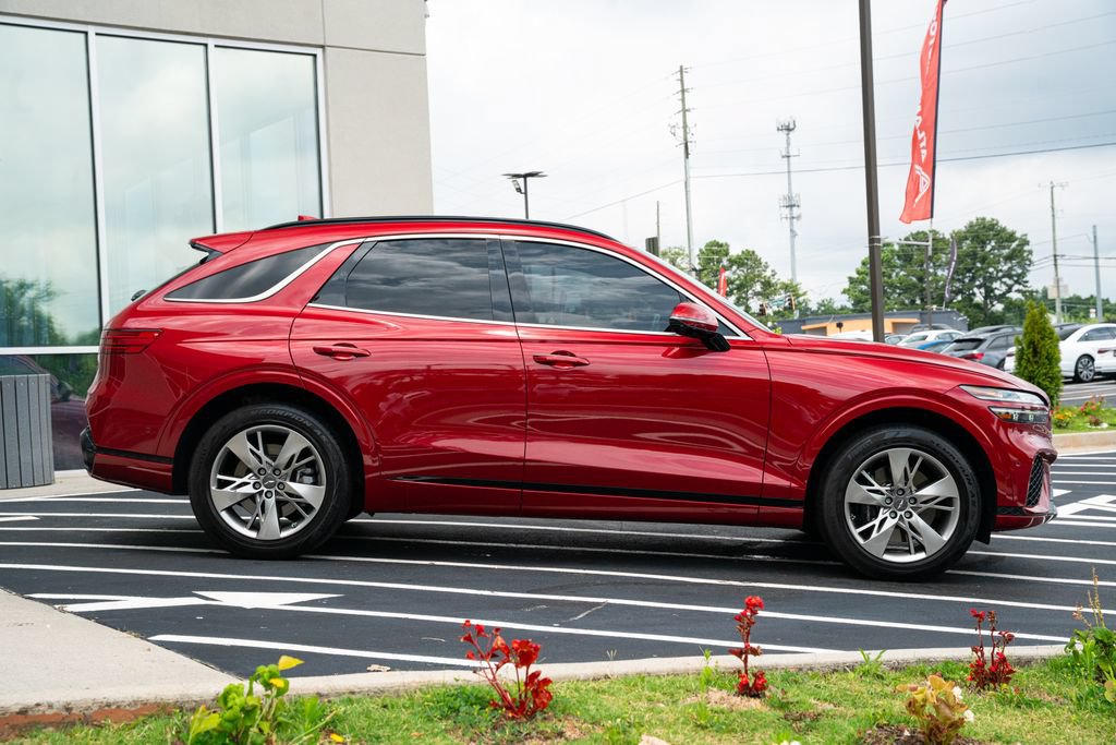 Used 2022 Genesis GV70 3.5T Sport w/ Sport Advanced Package AWD/4WD image 11