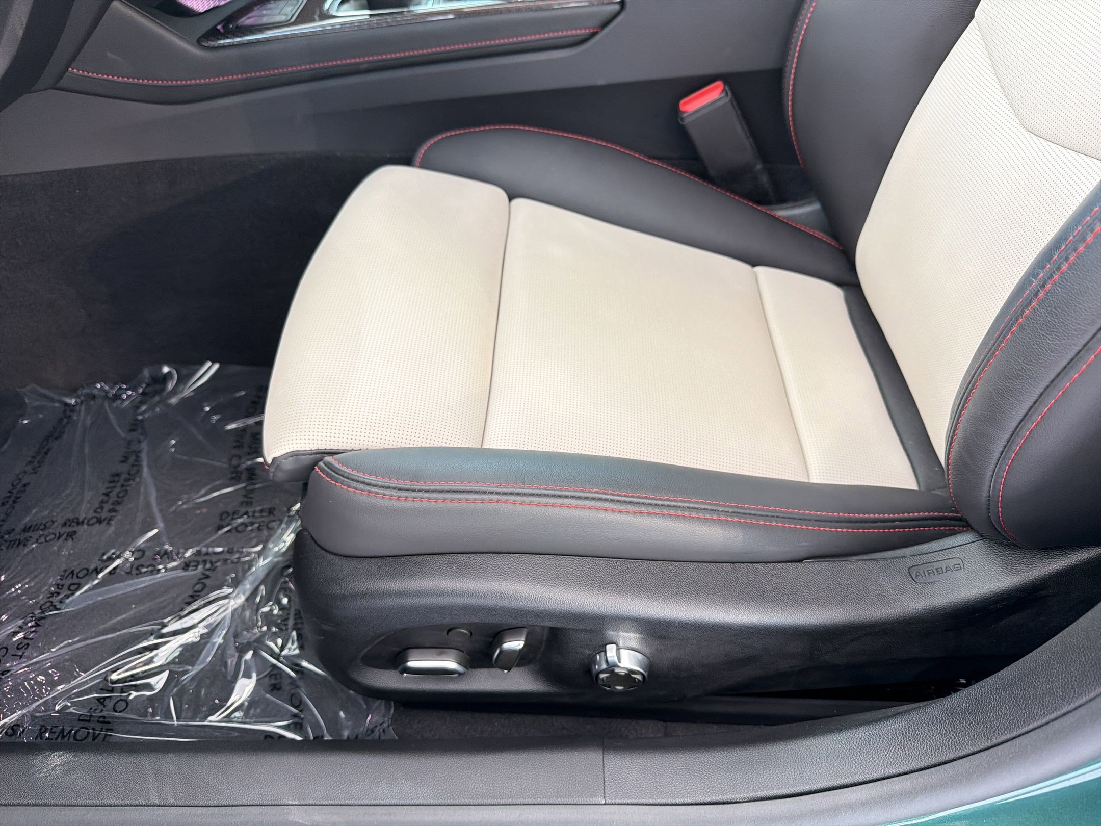 Used 2025 Cadillac CT5 Sport RWD image 14