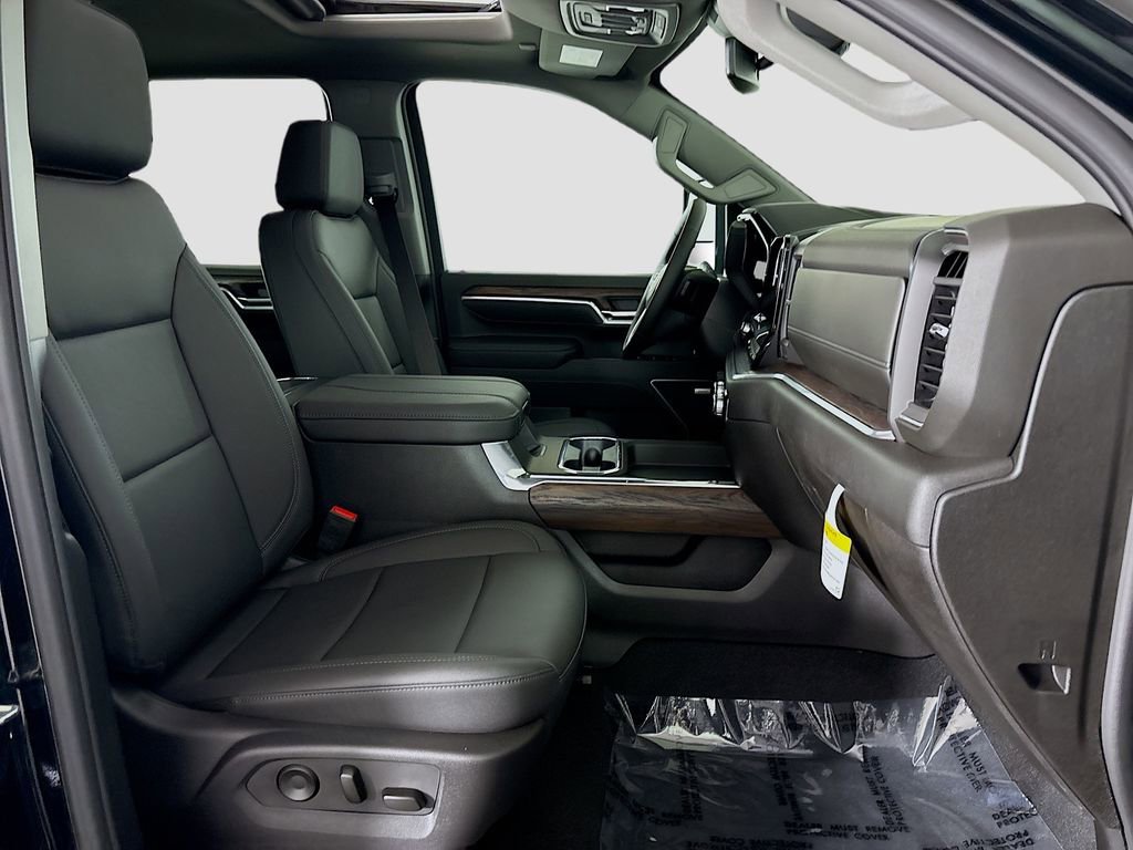 New 2025 GMC Sierra 3500 SLT image 29