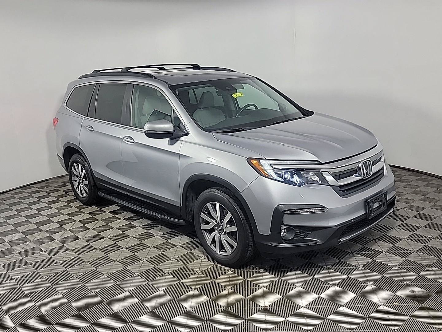 Used 2019 Honda Pilot EX-L image 2