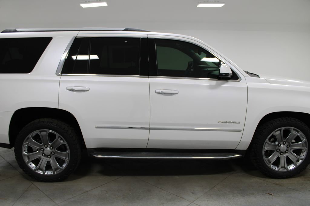 Used 2016 GMC Yukon Denali w/ Open Road Package image 11
