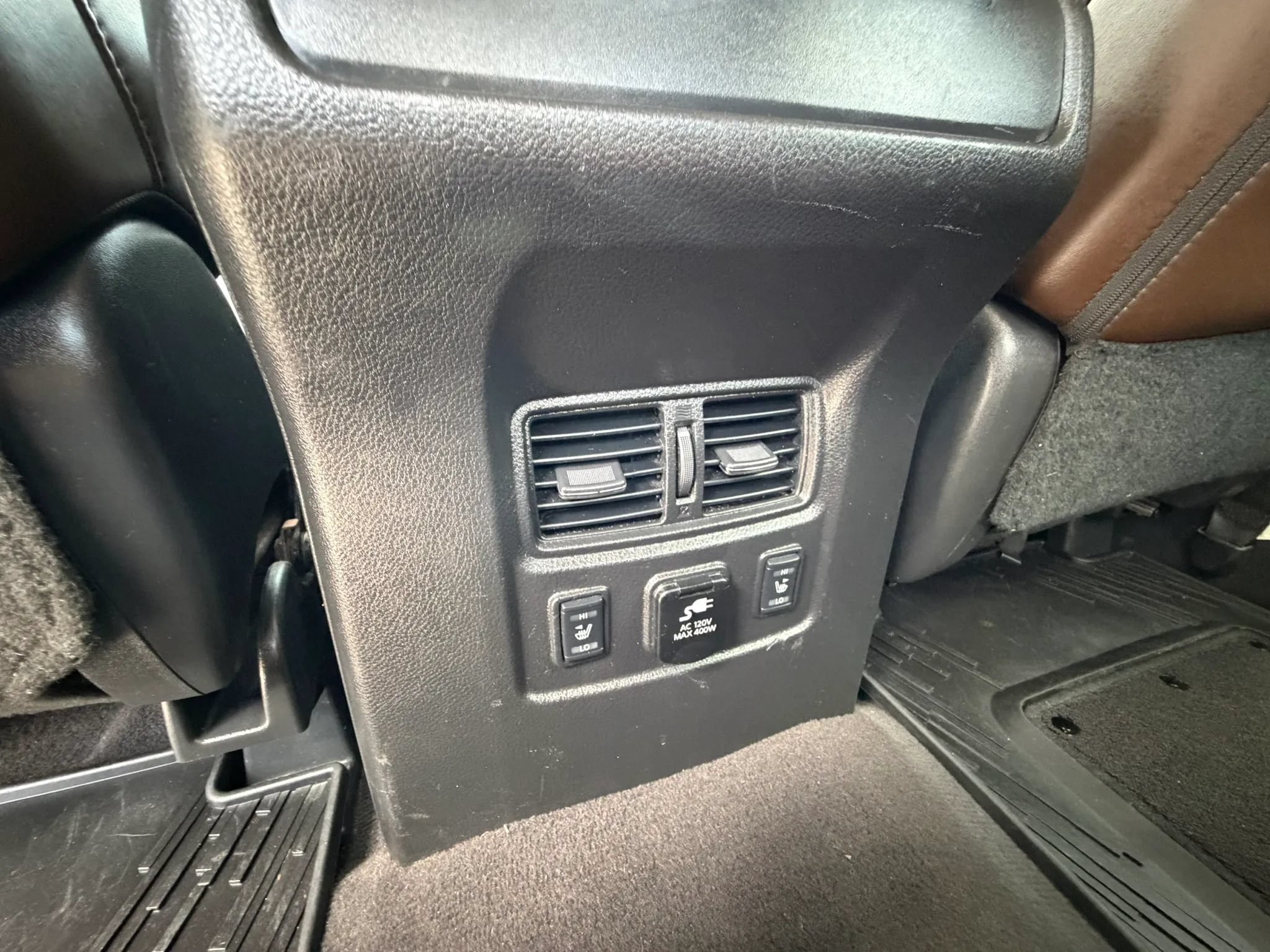 Used 2017 Nissan Titan Platinum Reserve AWD/4WD image 17