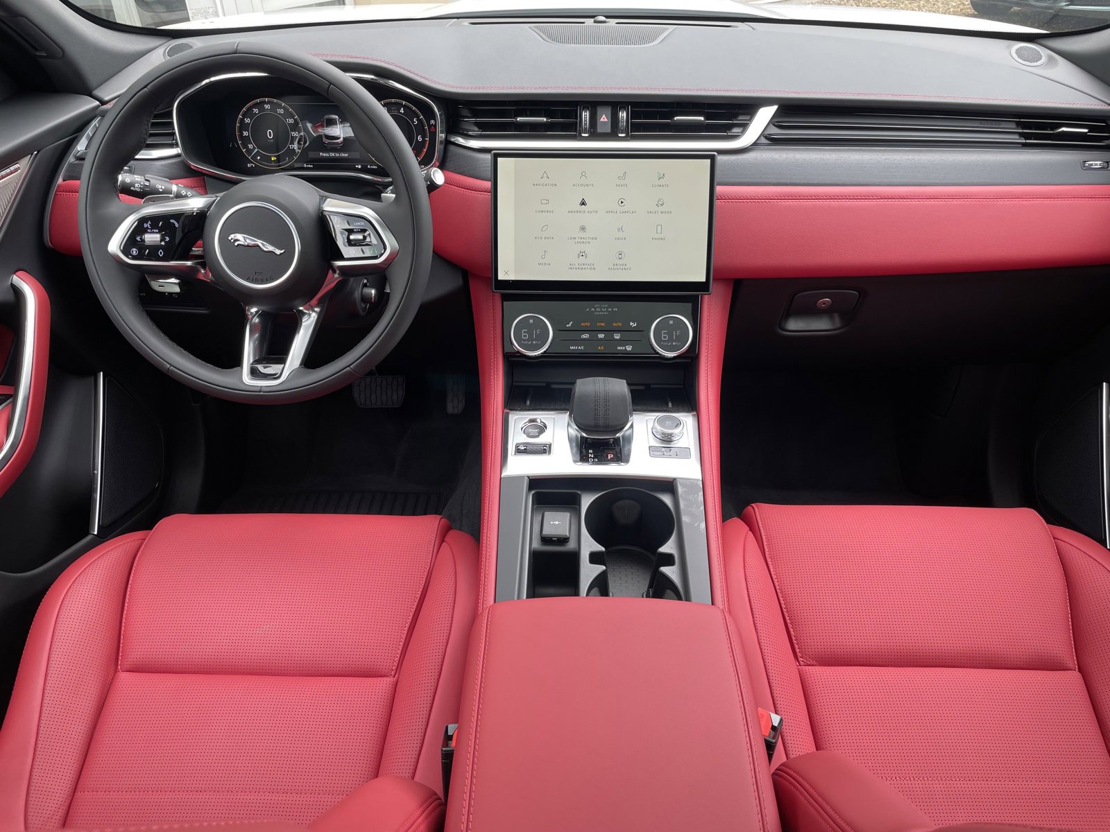 New 2025 Jaguar F-PACE R-Dynamic S image 2