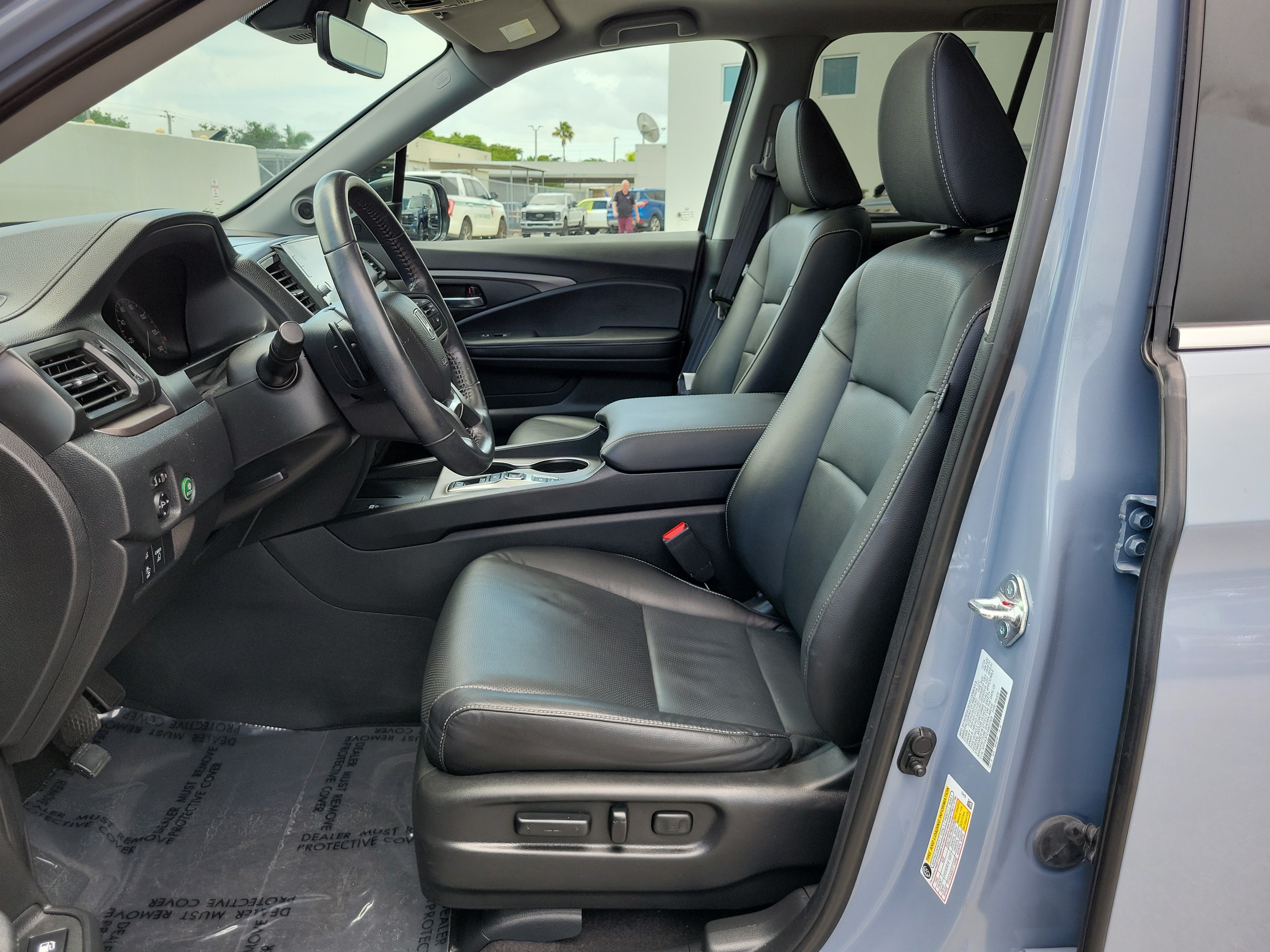 Used 2025 Honda Ridgeline RTL+ image 12