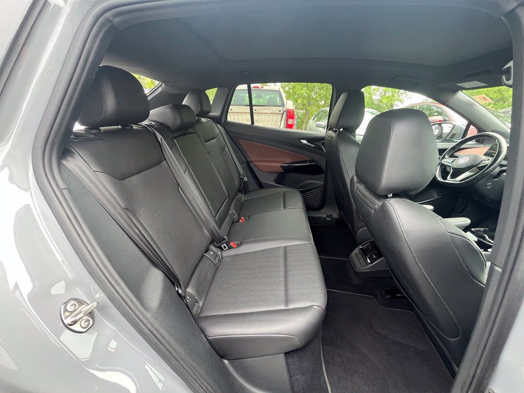 Used 2021 Volkswagen ID.4 Pro S RWD image 24