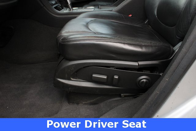 Used 2012 Chevrolet Traverse LT image 4