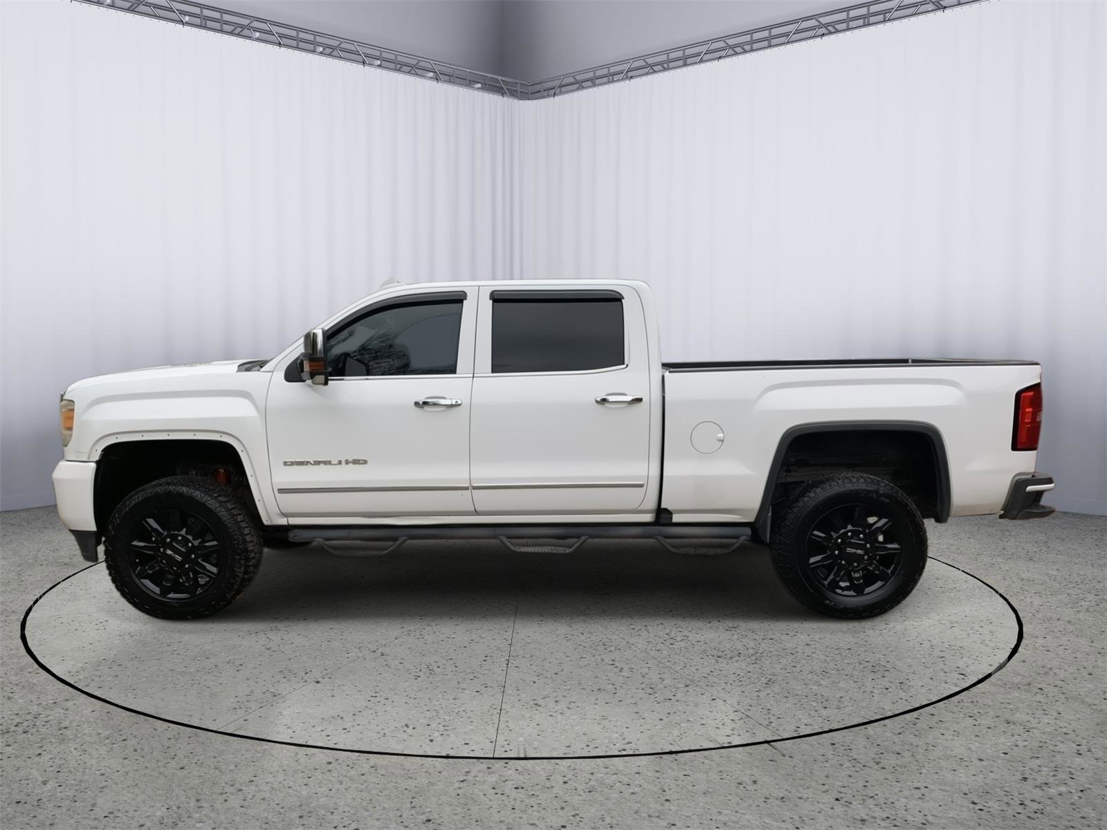 Used 2016 GMC Sierra 2500 Denali w/ Duramax Plus Package image 6