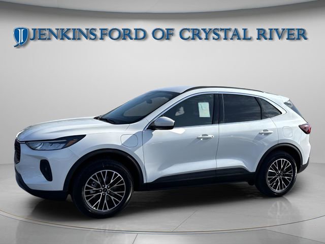 New 2026 Ford Escape SE w/ Class II Trailer Tow Package FWD image 52