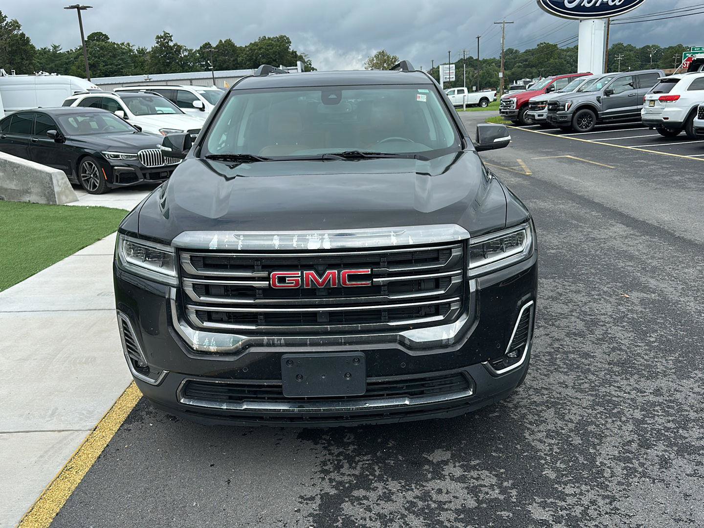 Used 2020 GMC Acadia AT4 w/ Driver Alert Package II AWD/4WD image 2