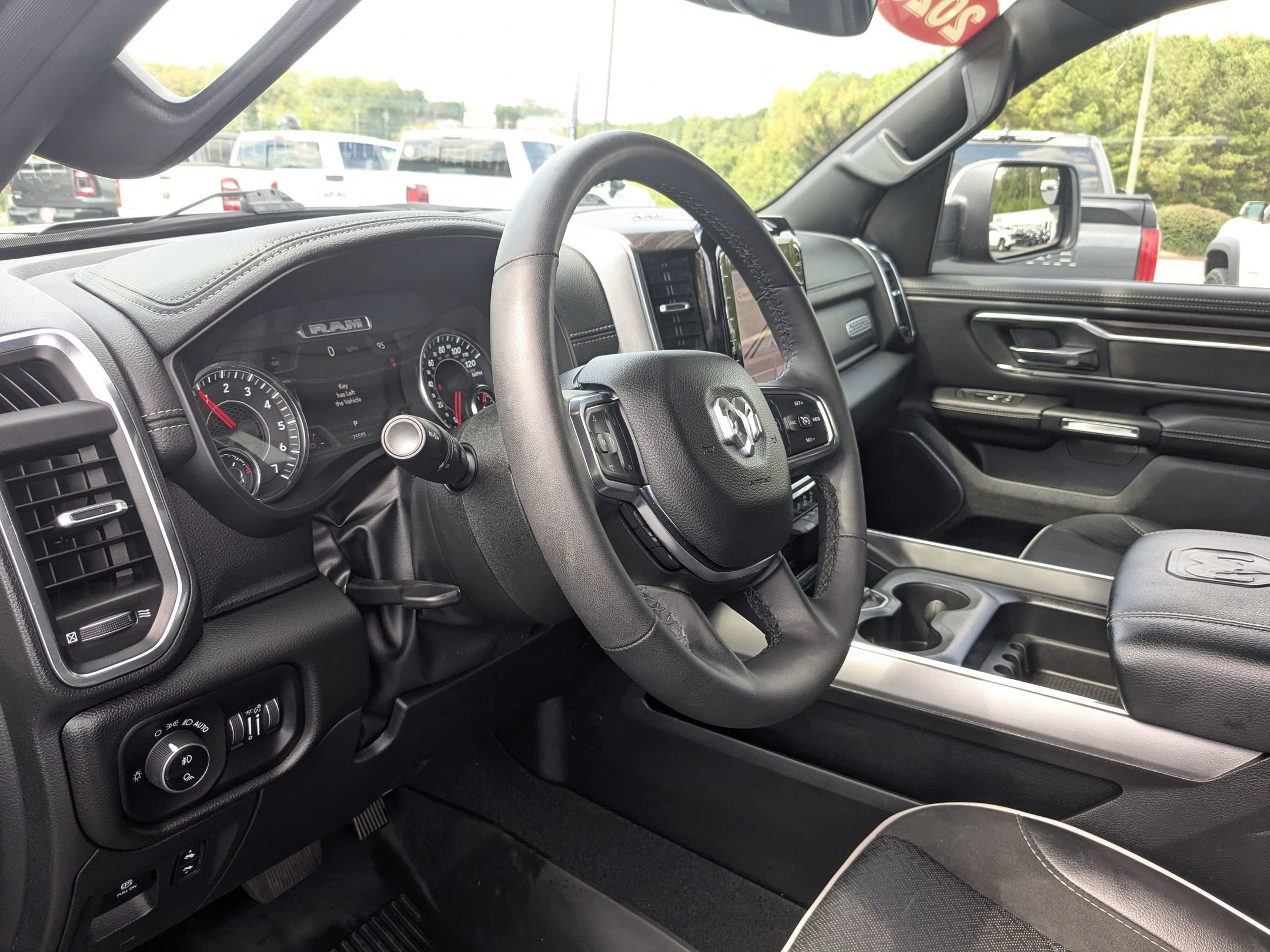 Used 2025 RAM 1500 Laramie image 13