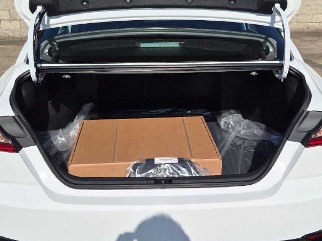 New 2026 Toyota Camry Hybrid AWD/4WD image 26