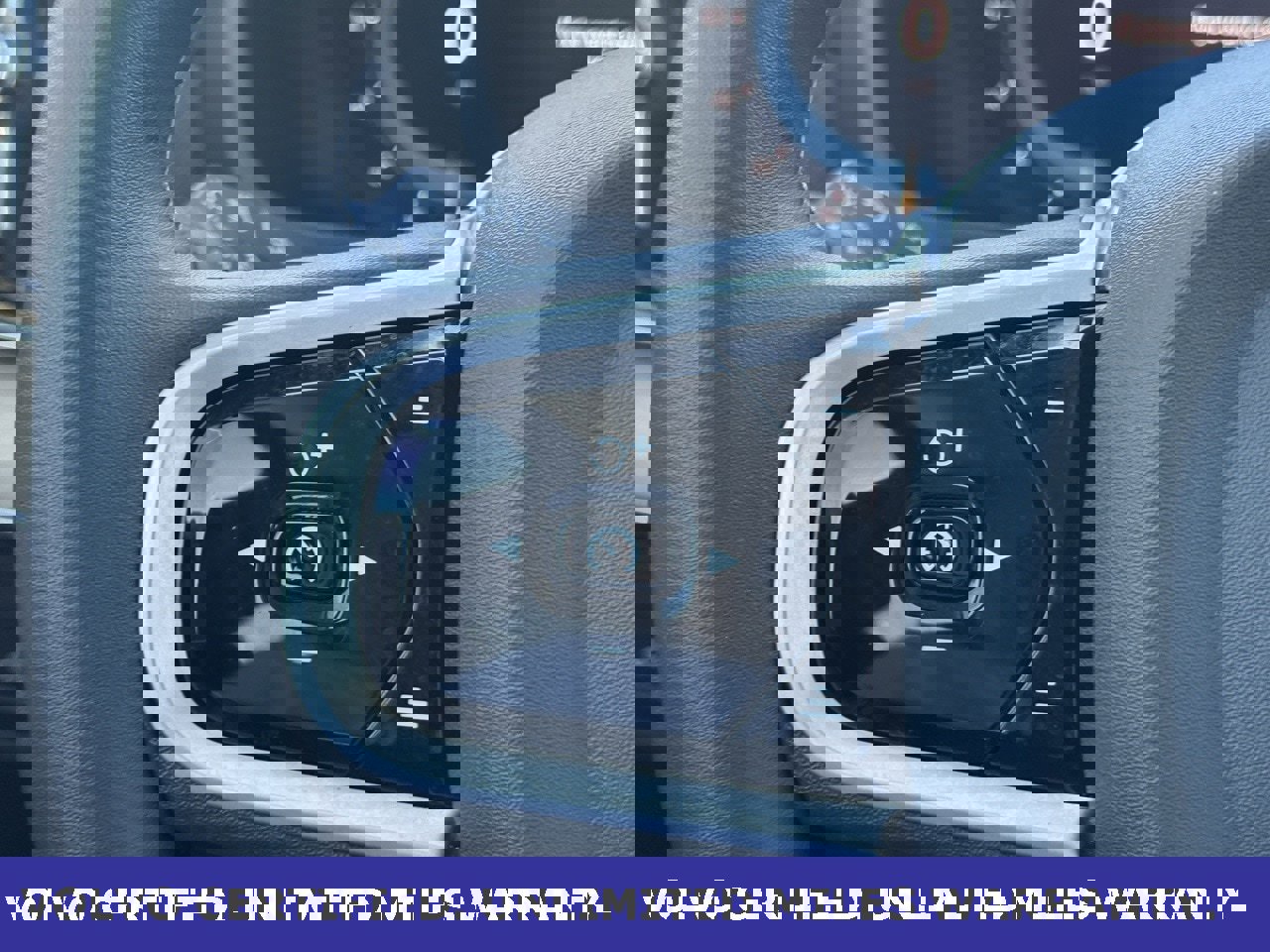 Certified 2025 Volvo XC90 B6 Plus image 17