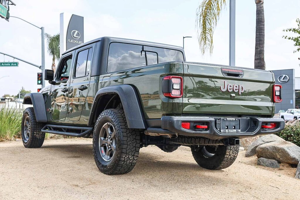 Used 2023 Jeep Gladiator Rubicon w/ LED Lighting Group AWD/4WD image 20