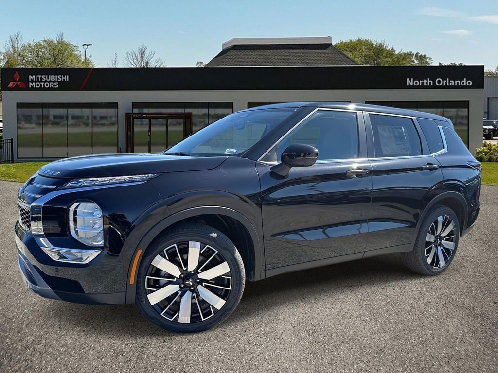 New 2026 Mitsubishi Outlander SE image 1