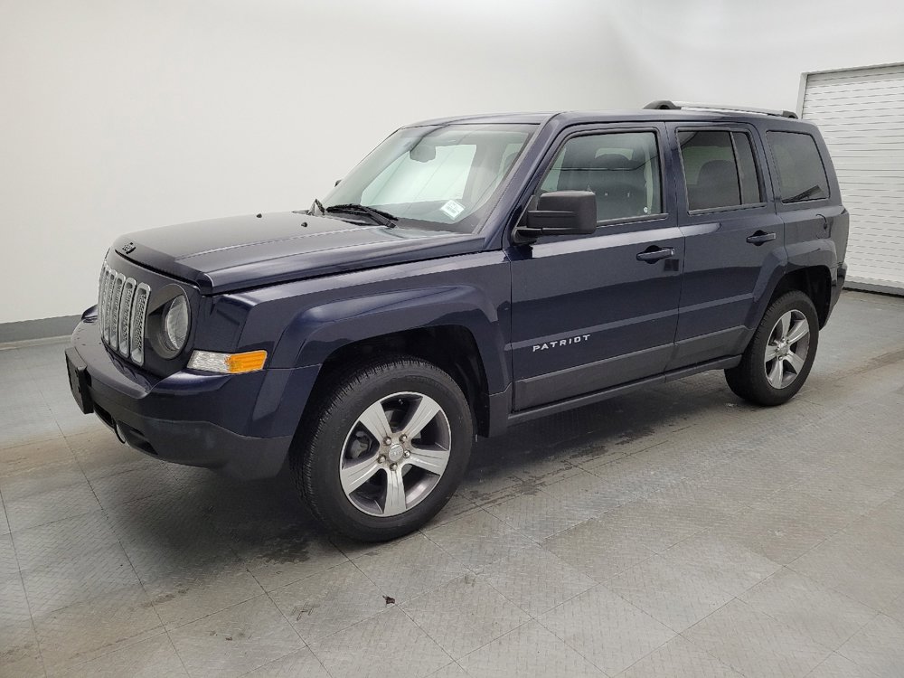 Used 2017 Jeep Patriot High Altitude image 2
