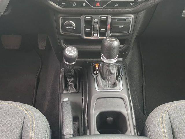 Certified 2025 Jeep Wrangler Unlimited Sport AWD/4WD image 19