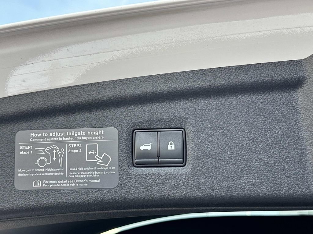 Used 2023 INFINITI QX50 Pure image 31