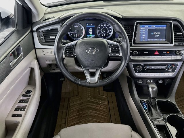 Used 2018 Hyundai Sonata SEL w/ Cargo Package FWD image 14
