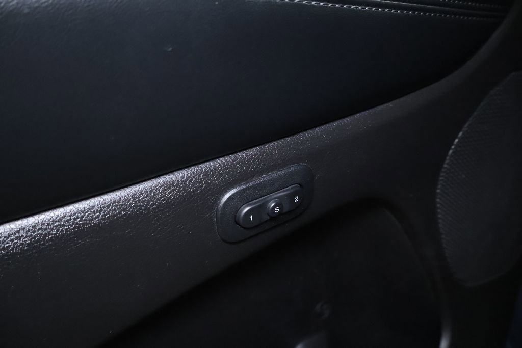 Used 2020 Jeep Grand Cherokee Limited image 16