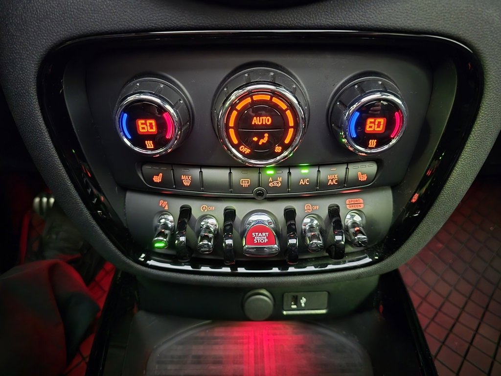 Used 2023 MINI Cooper Clubman John Cooper Works image 17